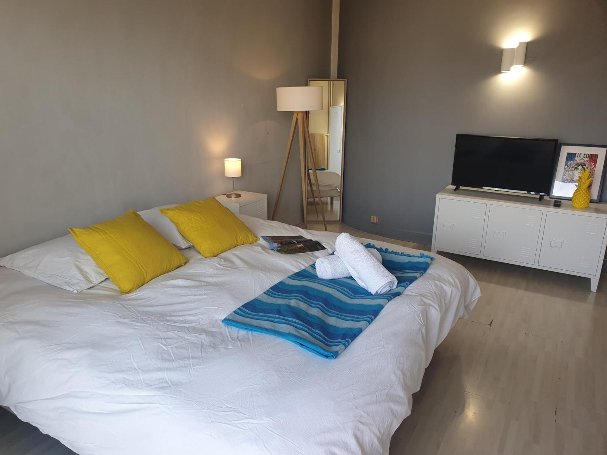 Vue Sur Paris Apartment อีวรี-ซูร์-แซ็น ภายนอก รูปภาพ